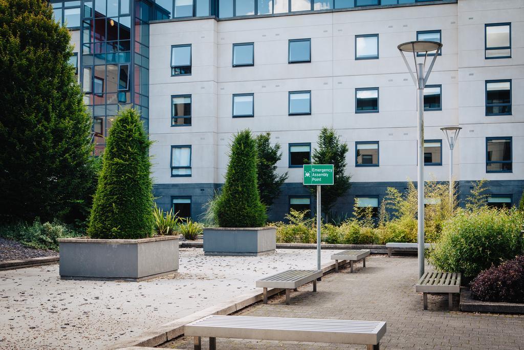 Dcu Rooms Glasnevin - Campus Accommodation Dublin Bagian luar foto